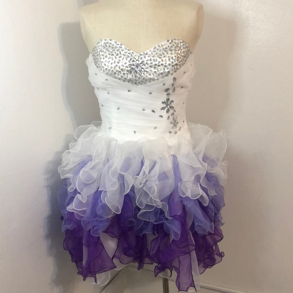 Grace Karin Dresses & Skirts - Grace Karen short formal. Size 10 with corset back.